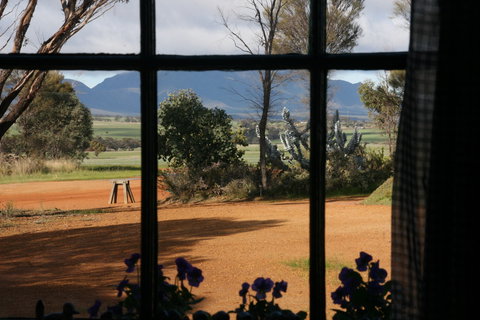 The Lily Stirling Range - Accommodation Asia 1