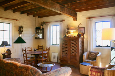 The Lily Stirling Range - Accommodation Asia 2