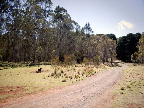 The Pines Campground - Accommodation China 0