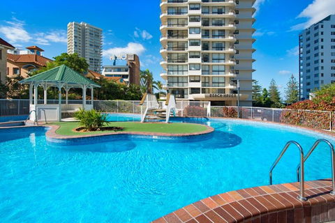 ULTIQA Beach Haven On Broadbeach - Accommodation Guide 0