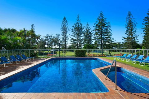 ULTIQA Beach Haven On Broadbeach - Accommodation Guide 2