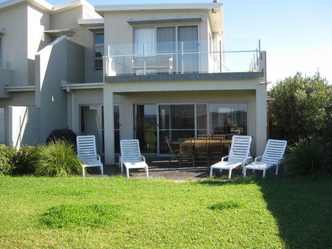 Whitebeach - Accommodation China 0