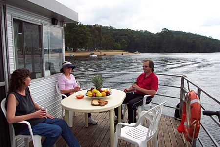 Clyde River Houseboats - Accommodation Asia 4