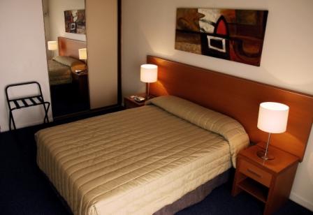 Metro Hotel & Apartments Gladstone - Accommodation China 1