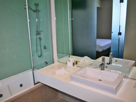 Clarion Suites Mullaloo - Accommodation Asia 0