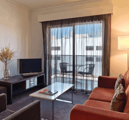 Medina Executive Barrack Plaza - Accommodation Asia 4