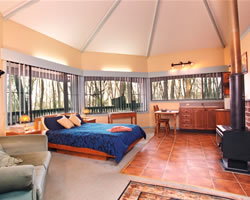 Possums Hideaway - Accommodation Asia 1