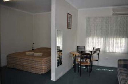 Back Obourke Accommodation - Accommodation Asia 0