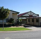 Outback Villas