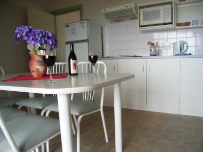 Augusta Hotel Motel - Accommodation China 1