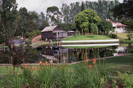 Fontys Pool Caravan Park - Accommodation China 4