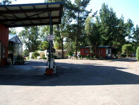 Warren Way Caravan Park - Accommodation China 0