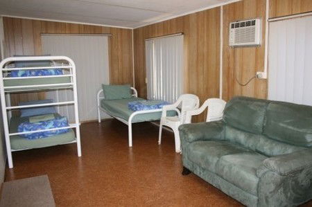 Wintersun Caravan & Tourist Park - Accommodation Guide 4