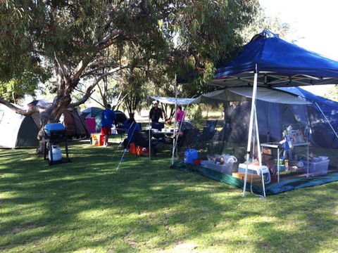 Lake Clifton Caravan Park - Accommodation Guide 4