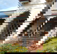 Ardlethan Bed and Breakfast - Accommodation Guide