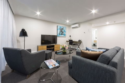 Avenue Hotel Canberra - Accommodation China 0