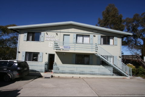 Chalet Jindabyne - Accommodation Guide 0