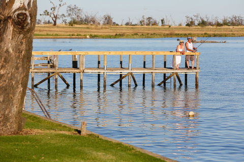 DC On The Lake - Accommodation Asia 1