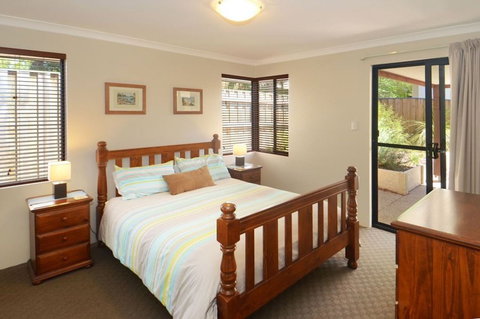 Dunsborough Escape - Accommodation Asia 1