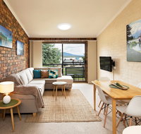 Ellswood 9 - Accommodation Guide