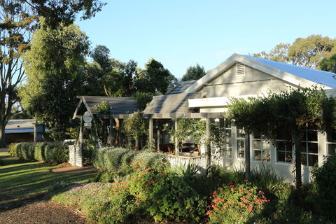 Holmwood Guesthouse And Spa Cottages - Accommodation Asia 0