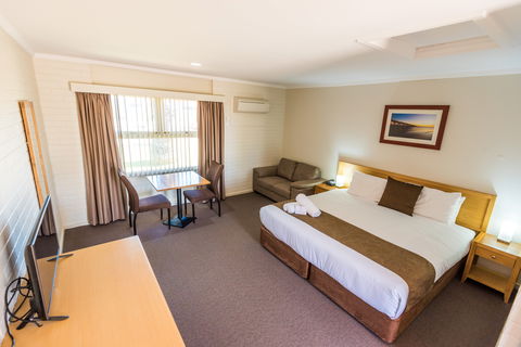 Hospitality Carnarvon, SureStay Collection By Best Western - Accommodation Guide 0