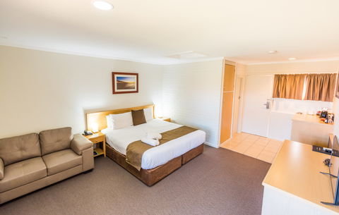 Hospitality Carnarvon, SureStay Collection By Best Western - Accommodation Guide 2