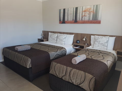 Main Street Motel Hervey Bay - Accommodation China 1