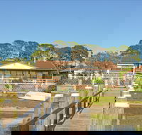 Riverside Delight - Accommodation China