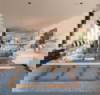 Spinnakers Waterfront - Accommodation Guide