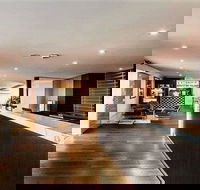 The Waverley International Hotel - Accommodation China