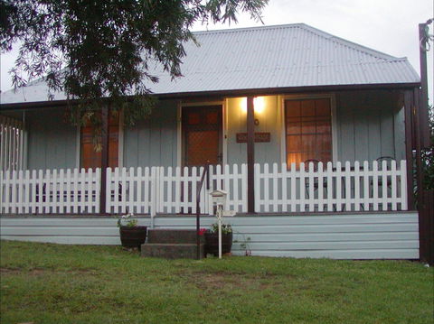 Tinonee Cottages - Accommodation Guide 0