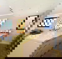 Australia Towers - Accommodation China