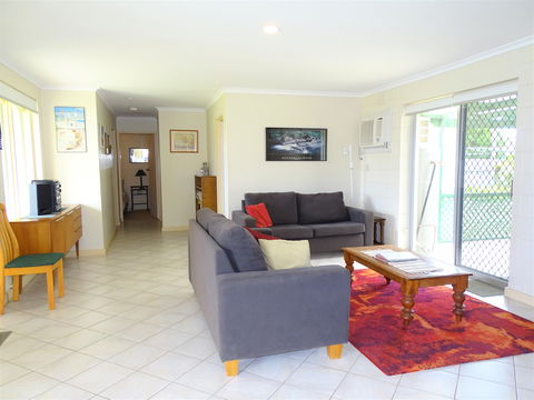 Blanche Place - Accommodation Asia 1