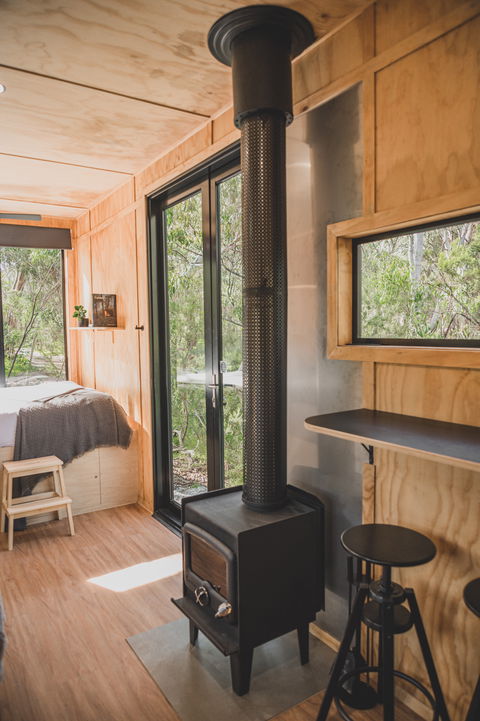 CABN Chloe - Blewitt Springs - Accommodation Asia 1