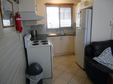 Clan Ranald Holiday Unit 2 - Accommodation Guide 1