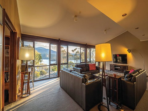 Creel Lodge - Accommodation Guide 2