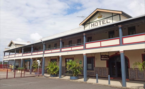 Crown Hotel Motel - Accommodation Guide 0