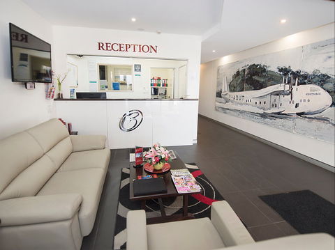 Curtis Central Apartments - Accommodation Guide 1