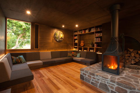 Dales Of Derby - Accommodation Guide 2