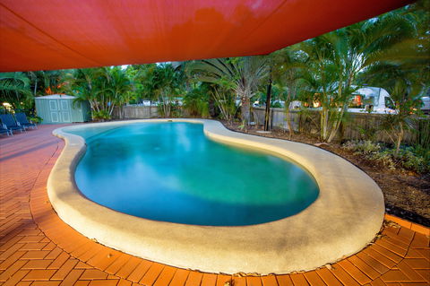 Discovery Parks - Tannum Sands - Accommodation Guide 2