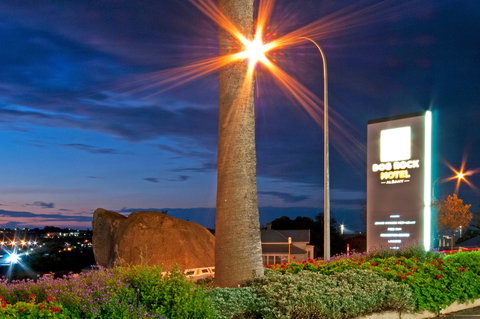 Dog Rock Motel - Accommodation Asia 0