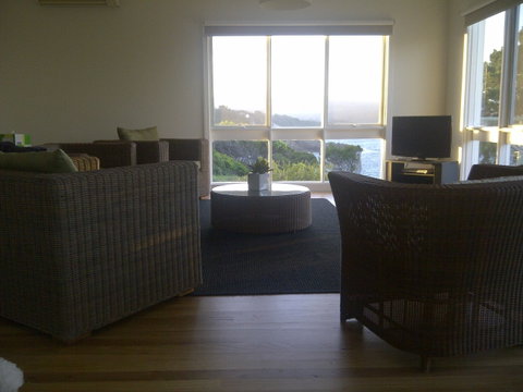 Eden Oceanview - Accommodation Guide 2