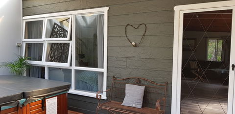 Kiwarrak Country Retreat - Accommodation Asia 0