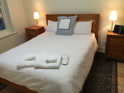 MacDonnell House, Naracoorte - Accommodation Asia 2