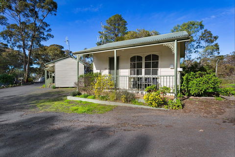 Maldon Caravan And Camping Park - Accommodation Guide 2