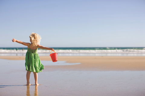 Middle Rock Holiday Resort - Accommodation China 0