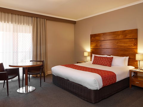 Quality Hotel Dickson - Accommodation Guide 2
