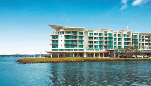 Ramada Hotel & Suites Ballina - Accommodation Asia 2