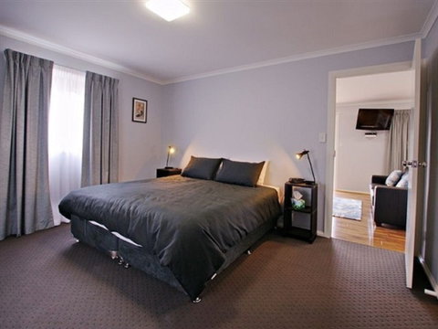 Starline Alpaca Farm Stay - Accommodation Guide 0